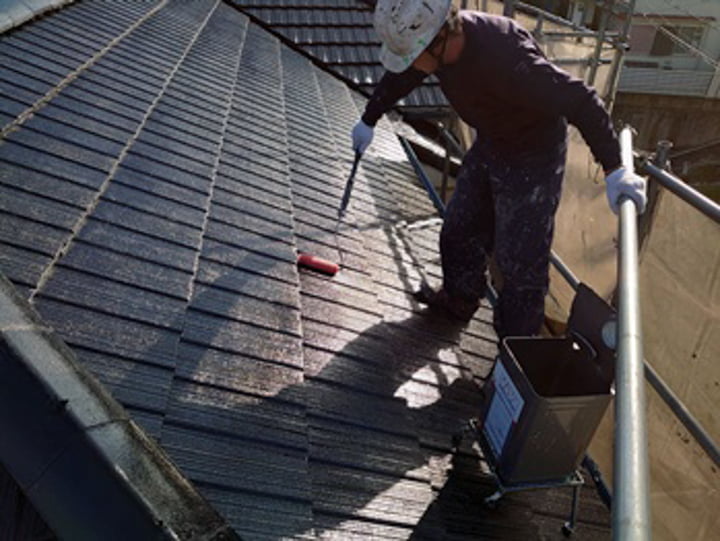 下塗りを丁寧に塗装することで仕上がりがきれいになり、塗装も長持ちします。